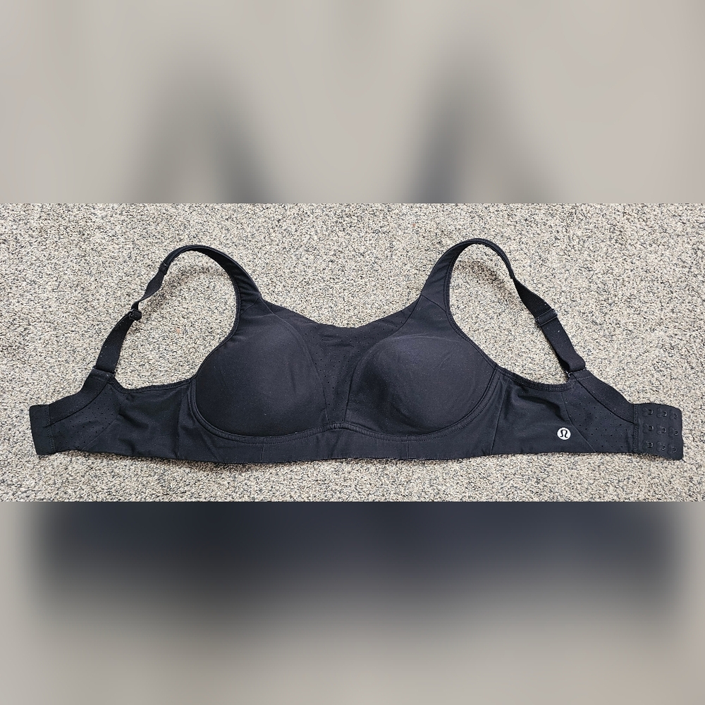Lululemon bra 34D - Picture 2 of 5